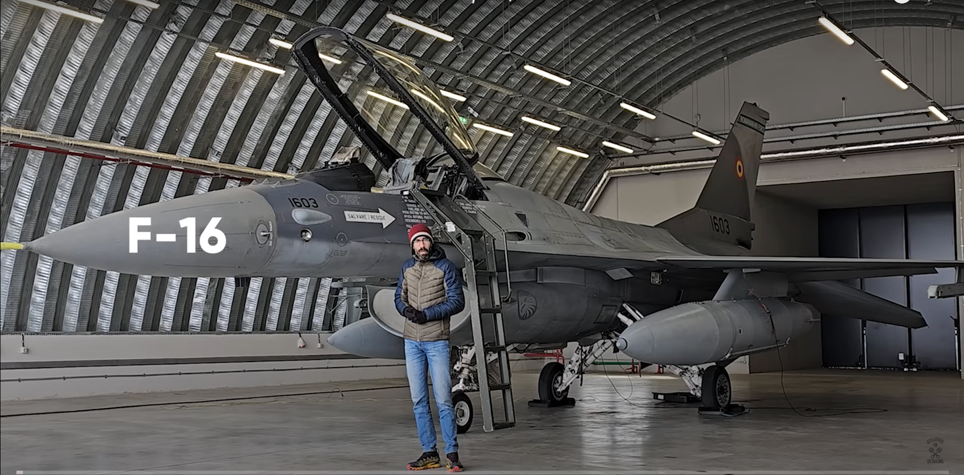 Astazi Chiar Prezentam Avioane: MIG-21 SI F-16 - La mulți ani, România!