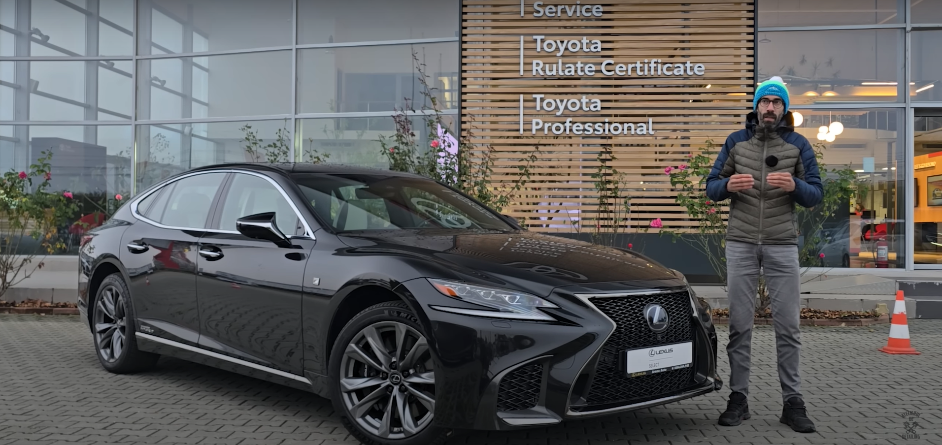 Lexus LS500h F Sport din 2019