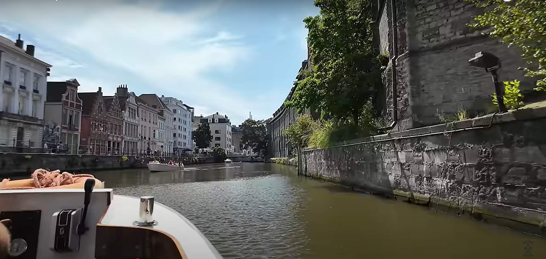 Plimbare pe canalele din Ghent