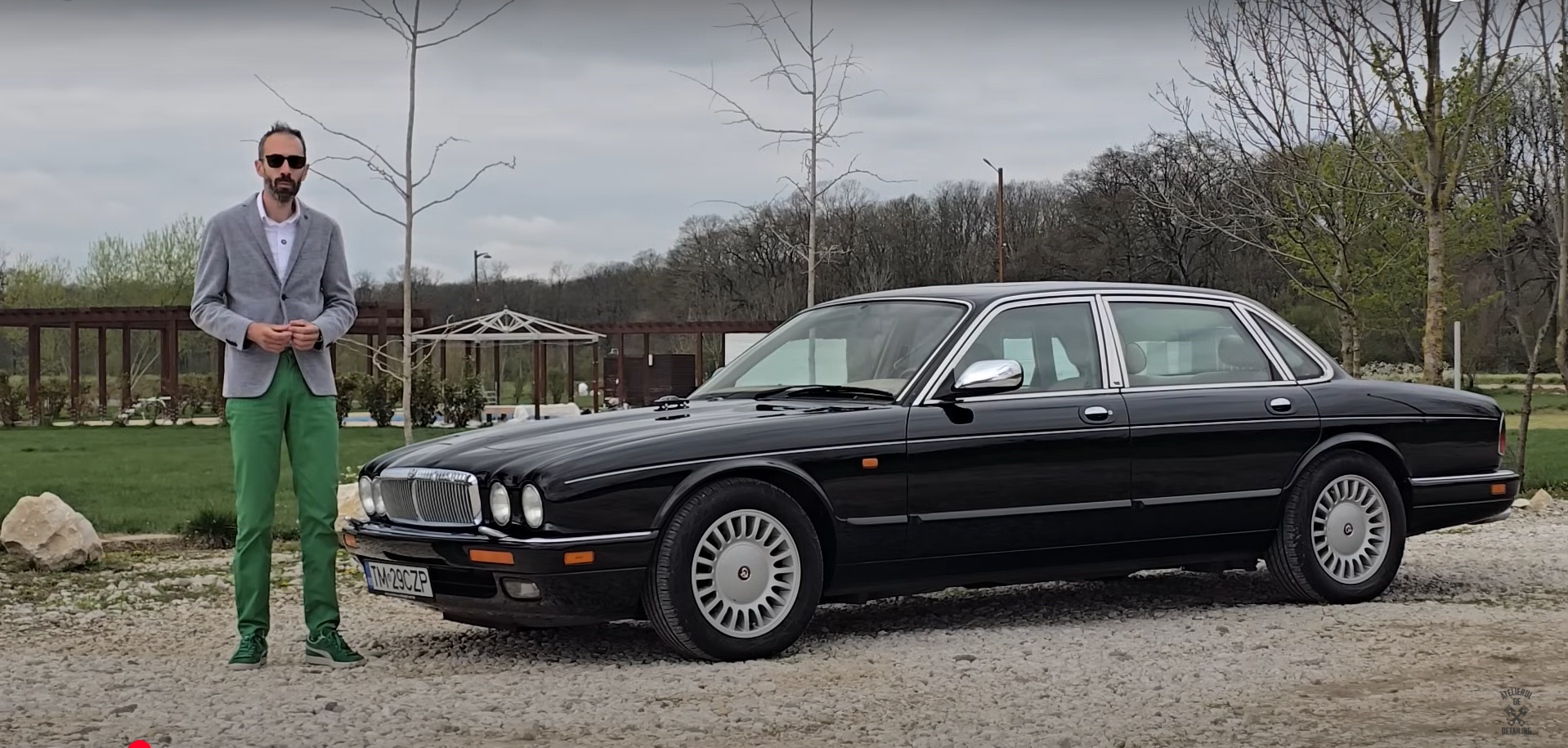 Jaguar Daimler Double Six