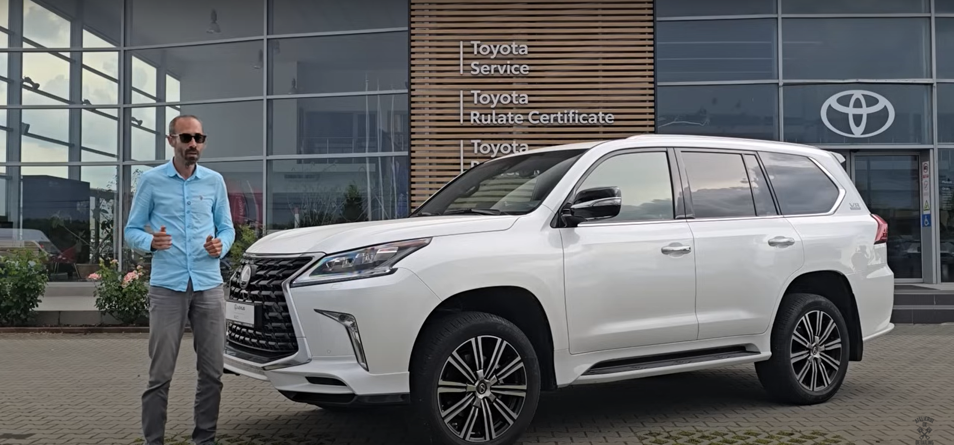 Lexus-ul rusesc - Ce are în plus față de restul lumii?