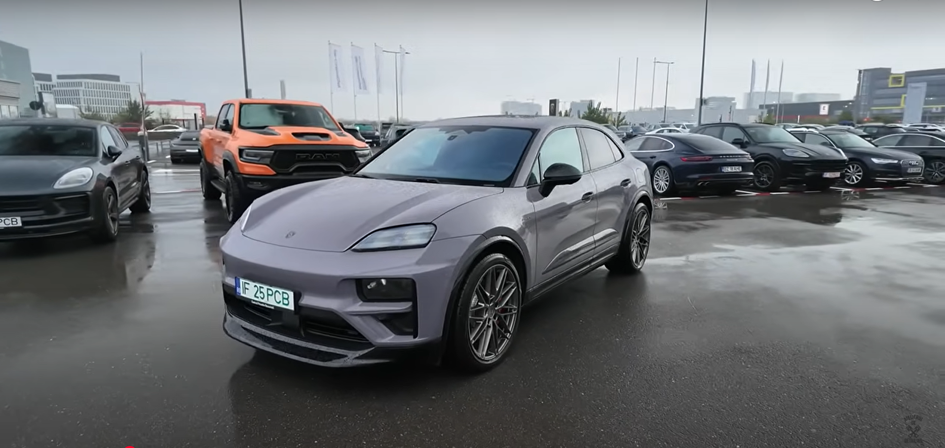 Porsche Macan Turbo Electric
