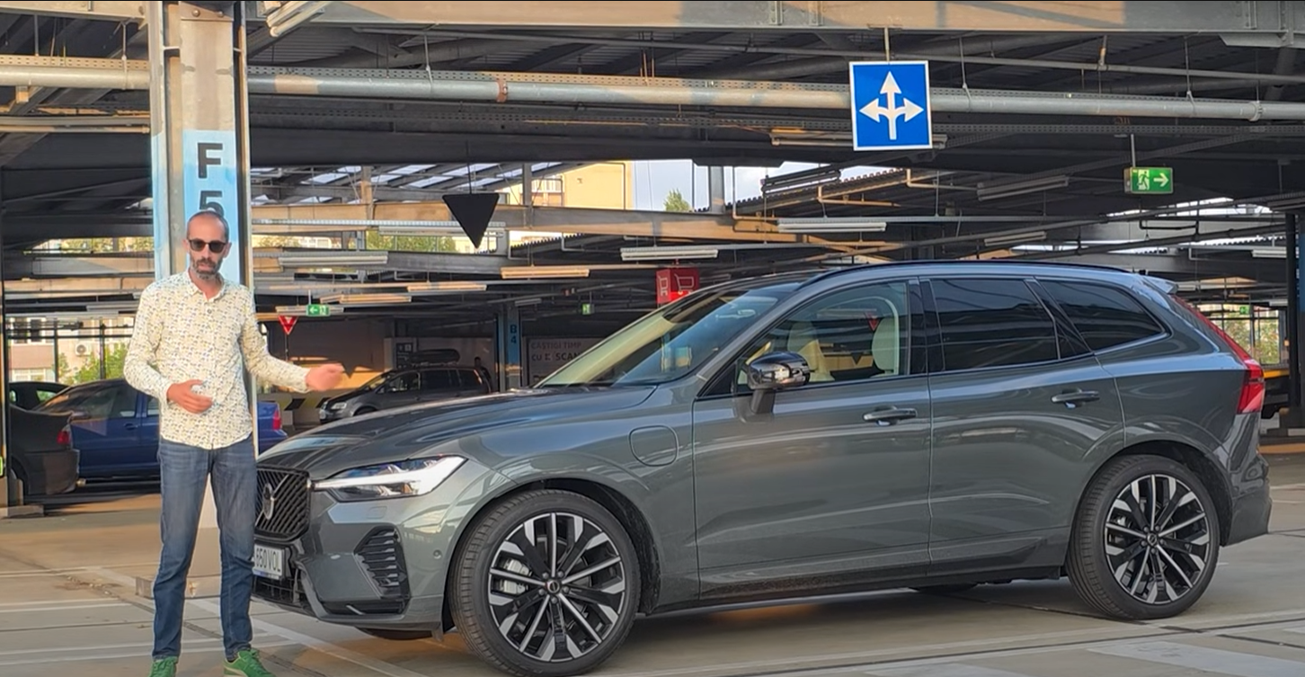 Volvo XC60 T8 2025