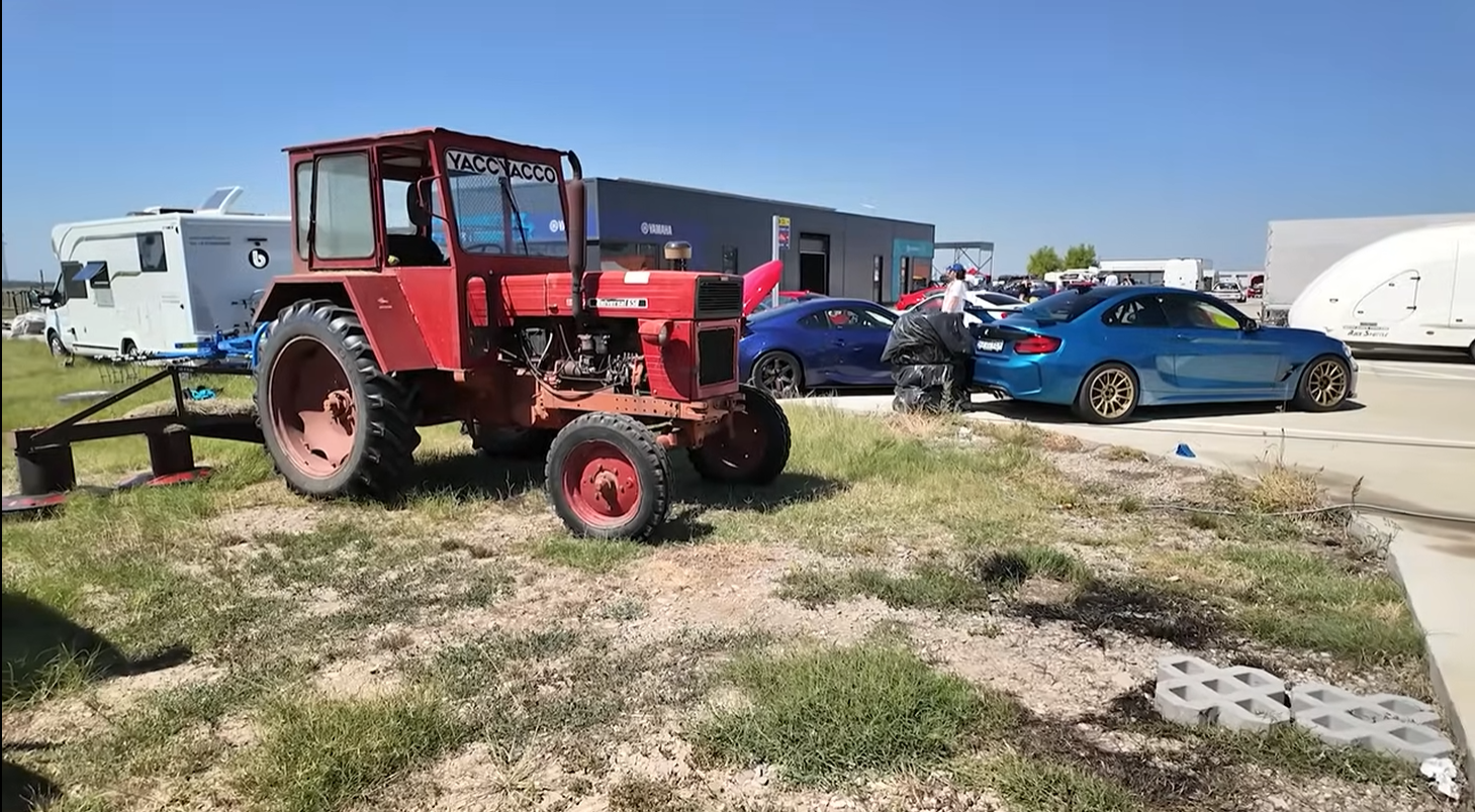 Tractor universal 650 și alte mașini